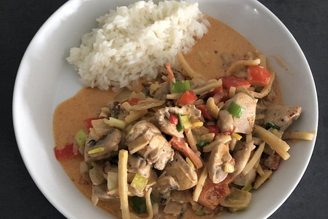 Thailändisches Puten-Curry aus dem Wok von Roh80Gekocht160| Chefkoch