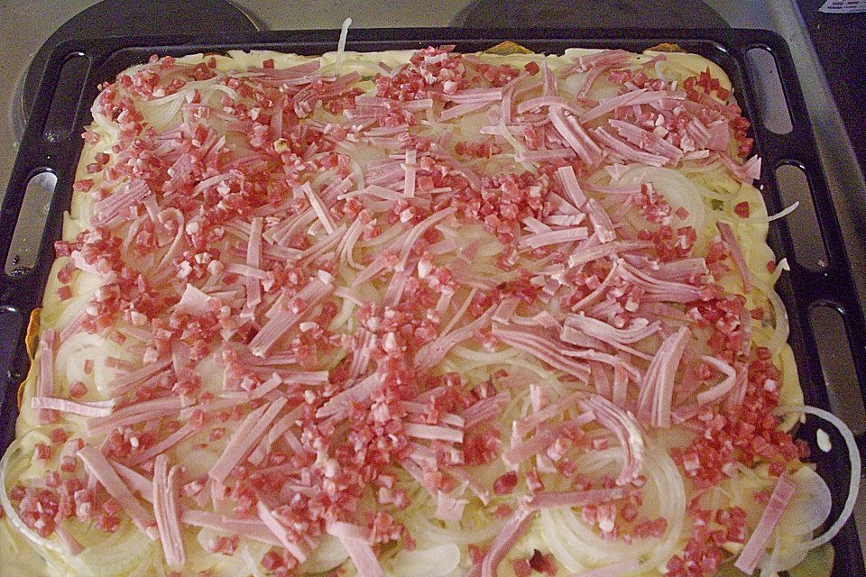 Schwälmer Kartoffel-Flammkuchen