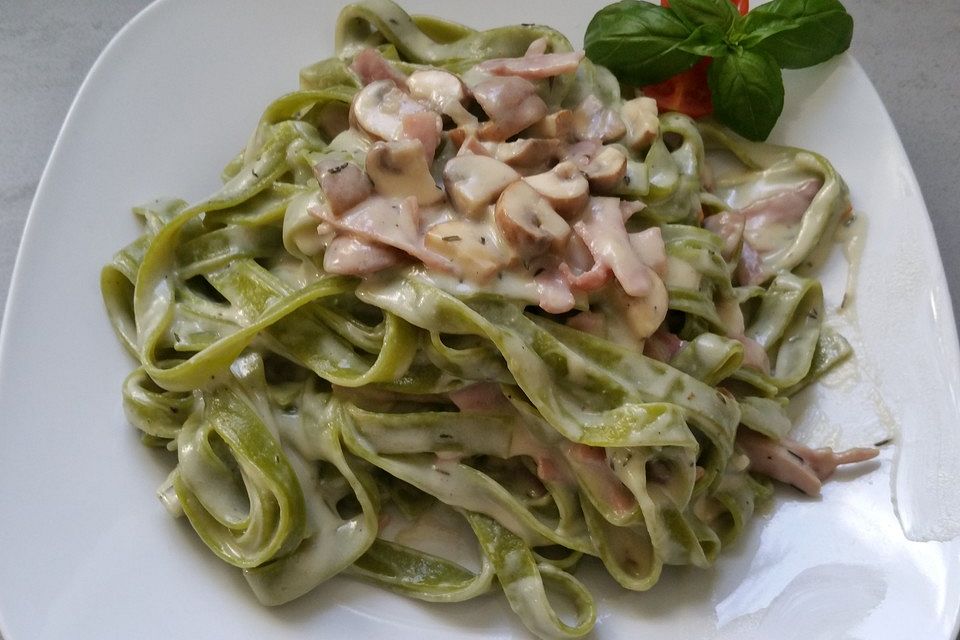 Tagliatelle verde