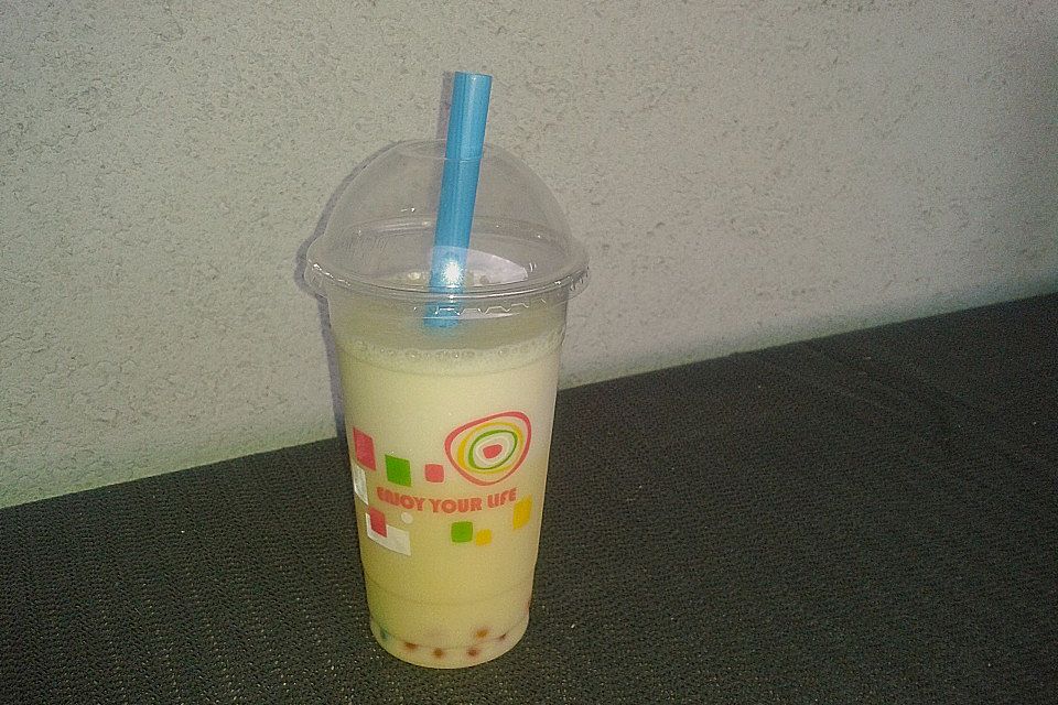 Coconut Bubble Kiss (Bubblee Tea)