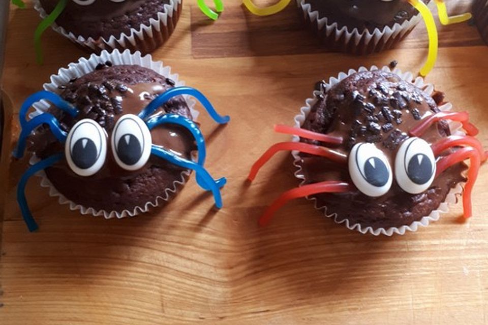 Spinnenmuffins für Halloween