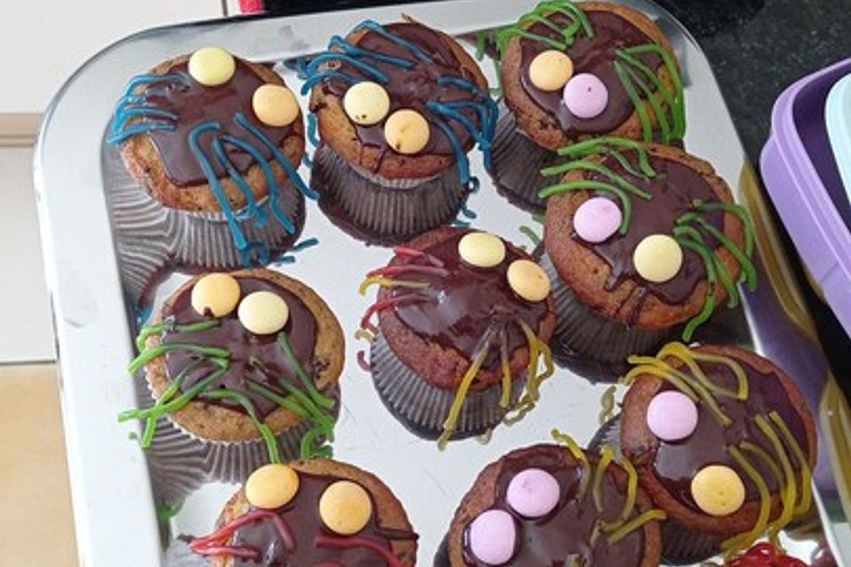 Spinnenmuffins für Halloween