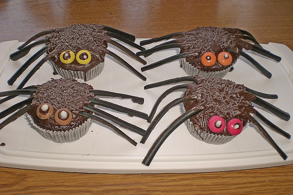 Spinnenmuffins für Halloween