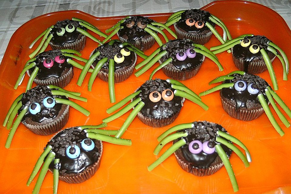 Spinnenmuffins für Halloween