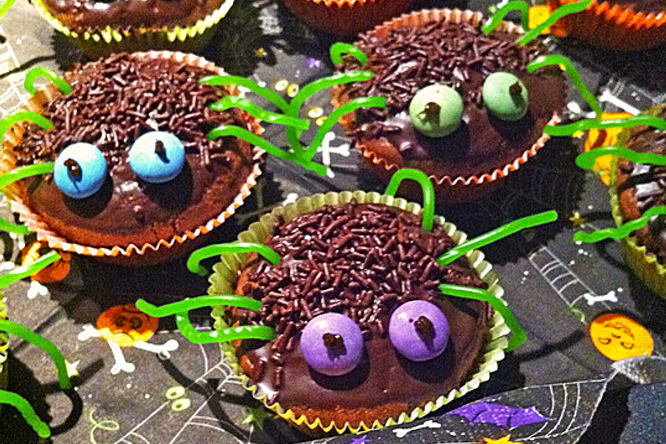 Spinnenmuffins für Halloween