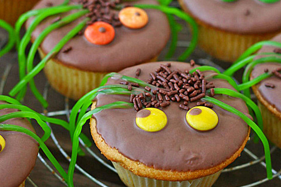 Spinnenmuffins für Halloween