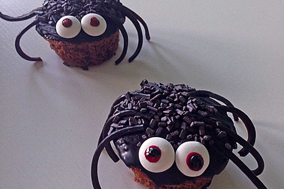 Spinnenmuffins für Halloween