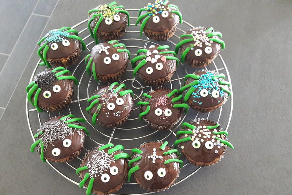 Spinnenmuffins für Halloween