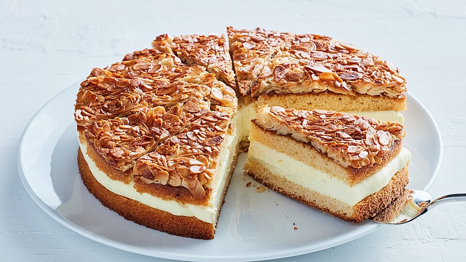 Schneller Bienenstich – klassisch wie von Oma