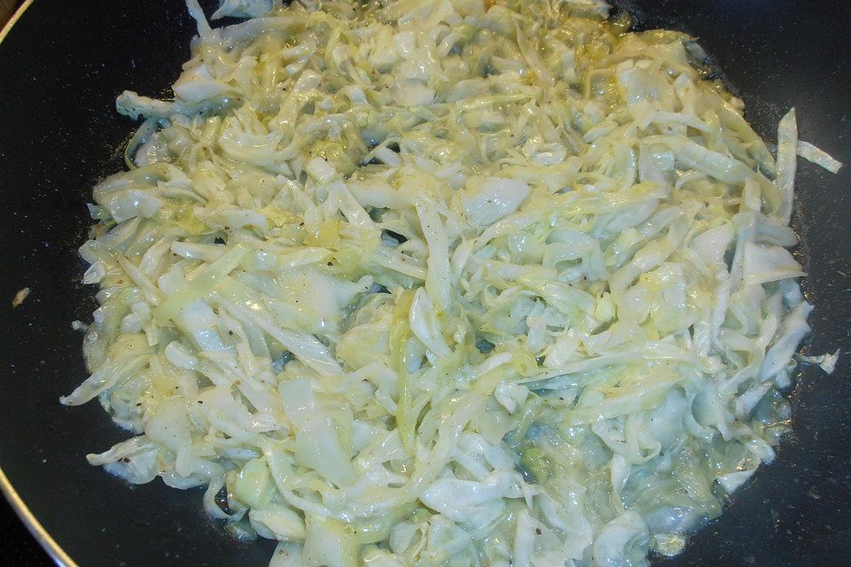 Spitzkohlsalat