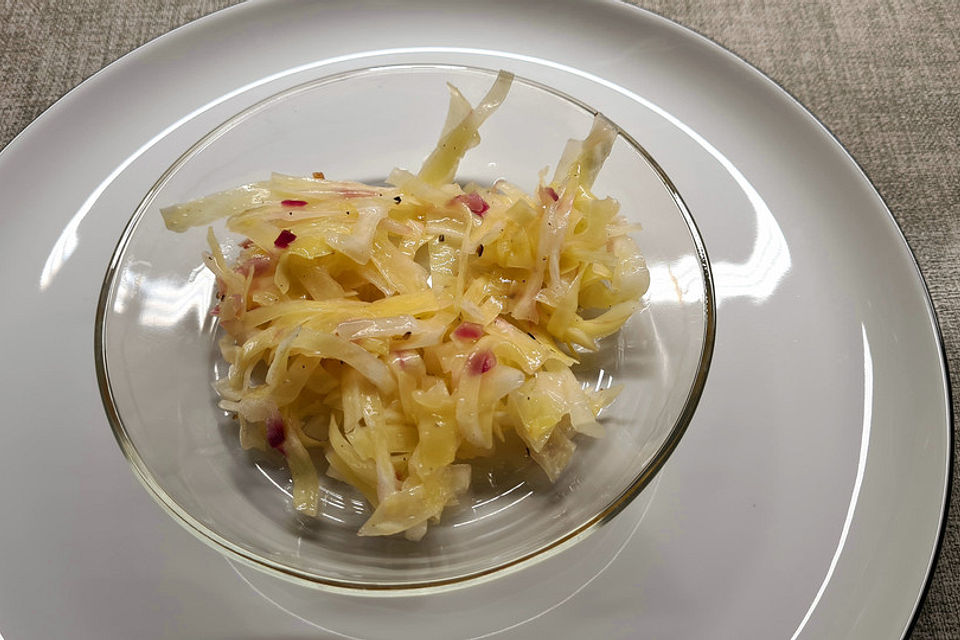 Spitzkohlsalat