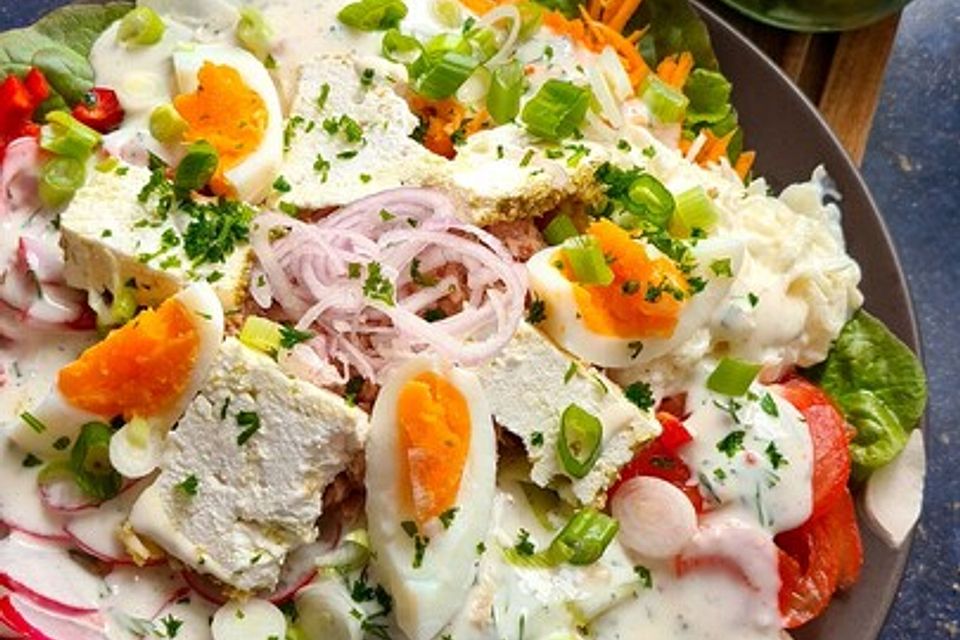 Hessische Schmandsoße für grünen Salat