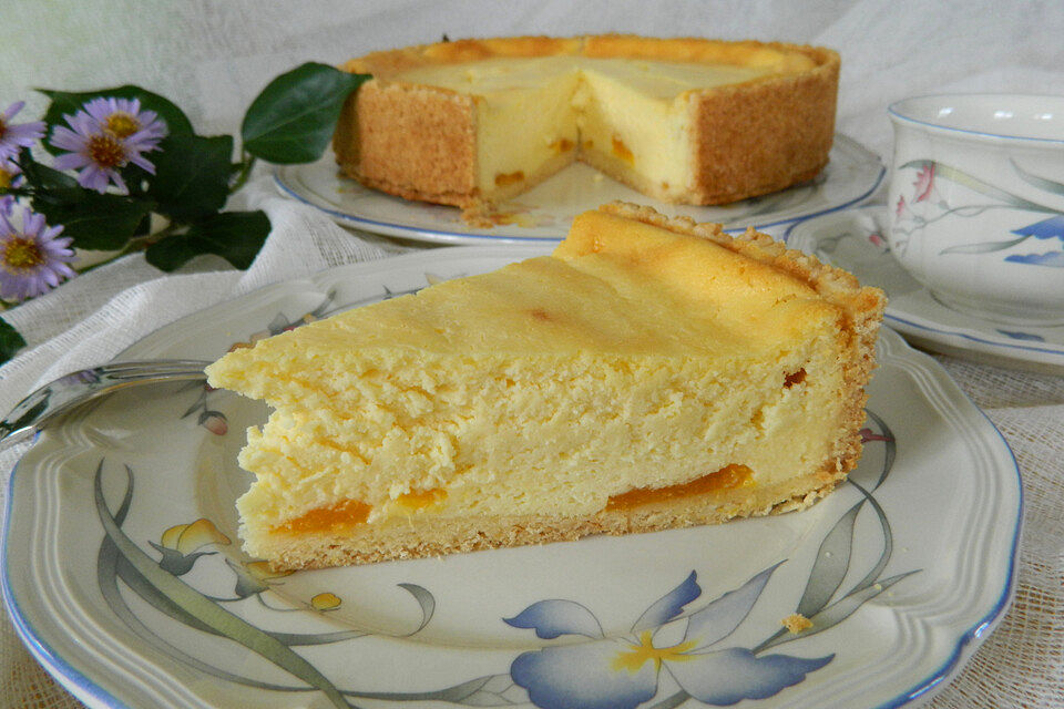 Käsekuchen mit Eierlikör und beschwipsten Mandarinen