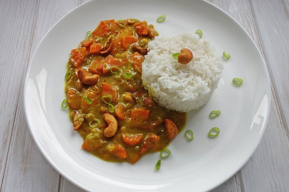 Cashew-Möhren-Kokos Curry