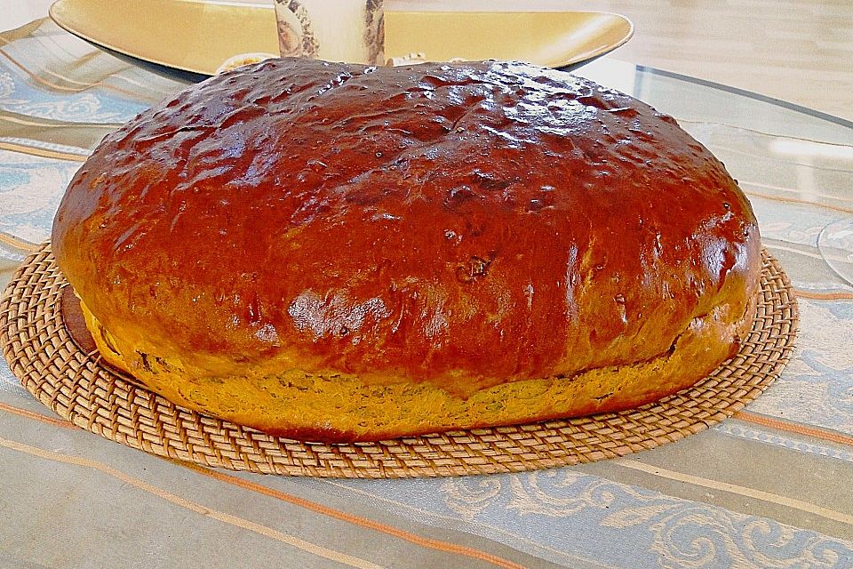 Süßkartoffelbrot mit Wasabi-Erdnüssen