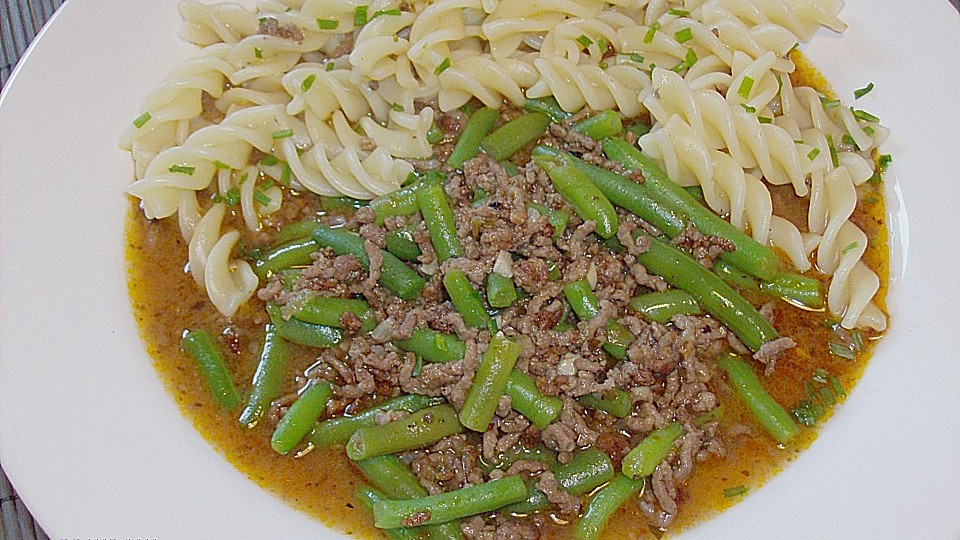 Rustikaler Hackfleischtopf mit Bohnen und Tomaten von Assibaby| Chefkoch Rustikaler Hackfleischtopf mit Bohnen und Tomaten von Assibaby| Chefkoch