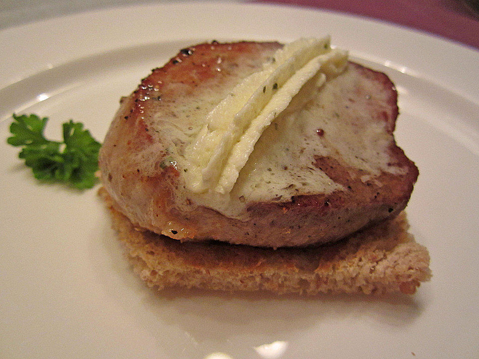 Schweinemedaillons mit Käsehaube von Stutzer-PB| Chefkoch