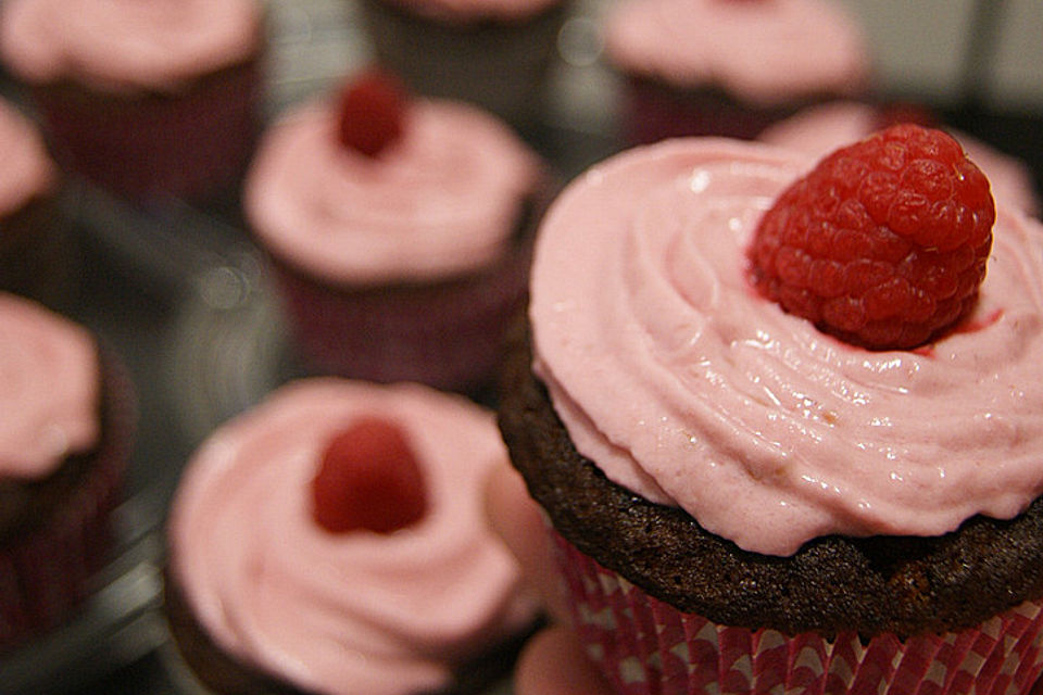 Schoko-küsst-Himbeer Cupcakes