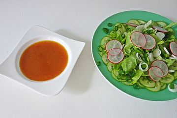 Köstliches, aber einfaches Salatdressing