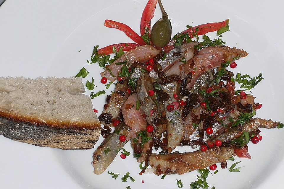 Matjes-Tomaten-Tatar auf Röstbrot