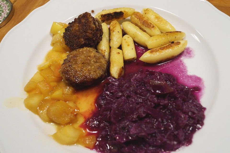 Gebackene Blutwurst mit Apfel-Senf Sauce