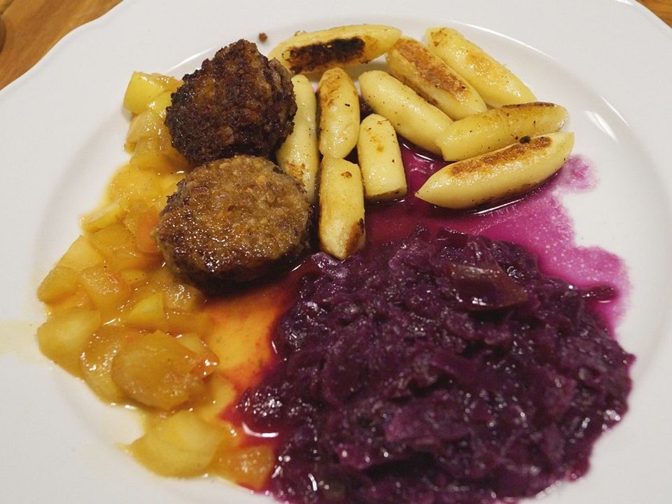 Gebackene Blutwurst mit Apfel-Senf Sauce von schaech001| Chefkoch