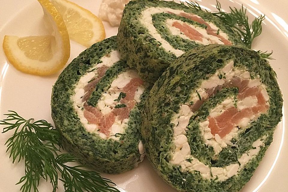 Spinatrolle mit Frischkäse und Lachs