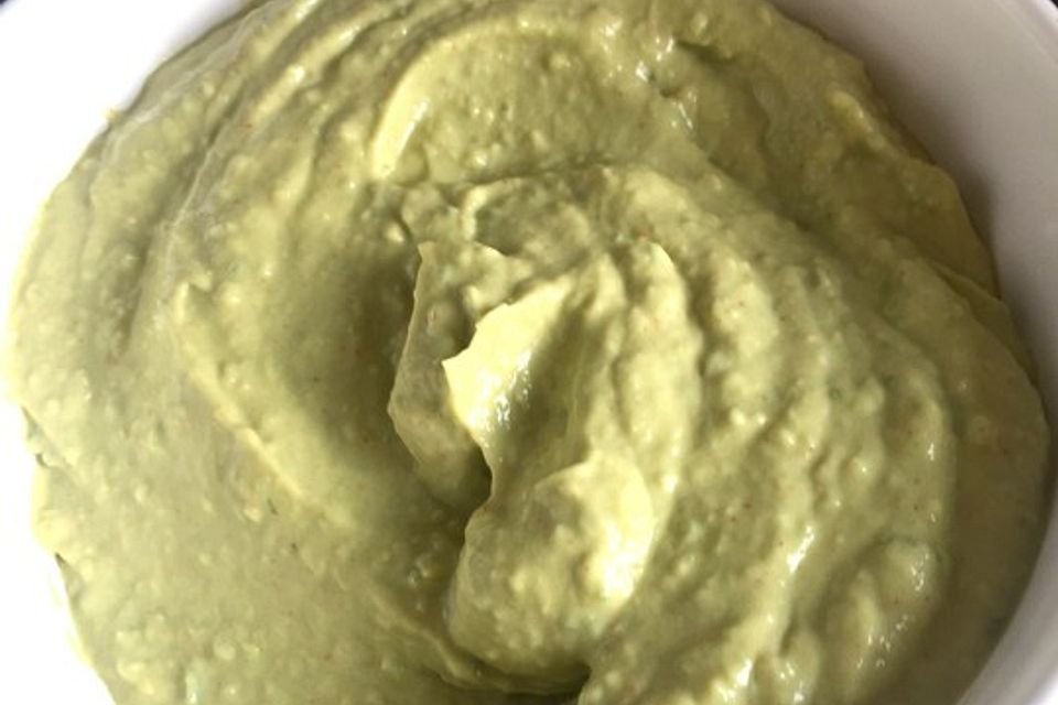 Avocadocreme mit Pellkartoffeln