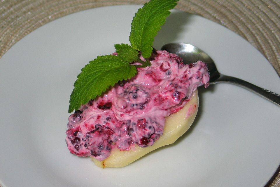 Brombeer-Mascarpone auf Birne