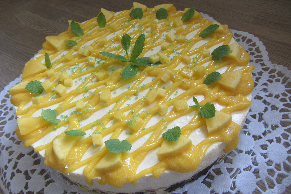 Mangotorte LIGHT mit Schoko-Knusperboden