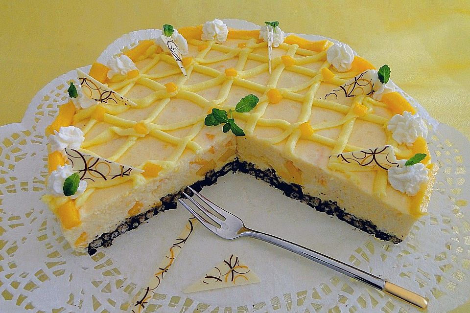 Mangotorte LIGHT mit Schoko-Knusperboden