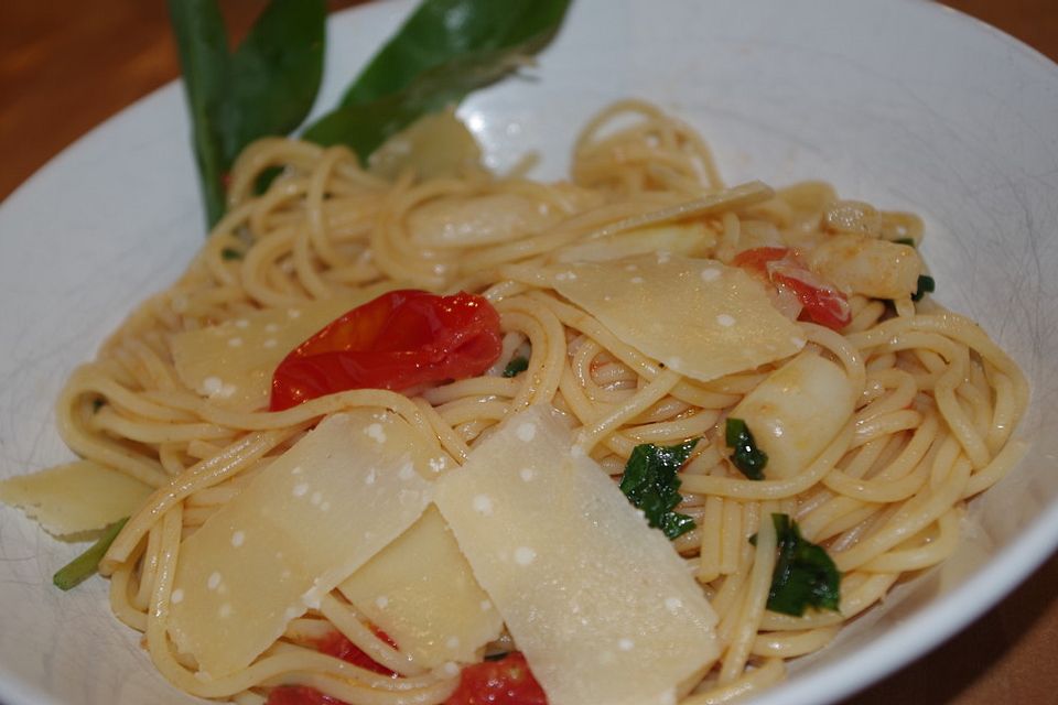 Spaghetti mit Spargel und Bärlauch