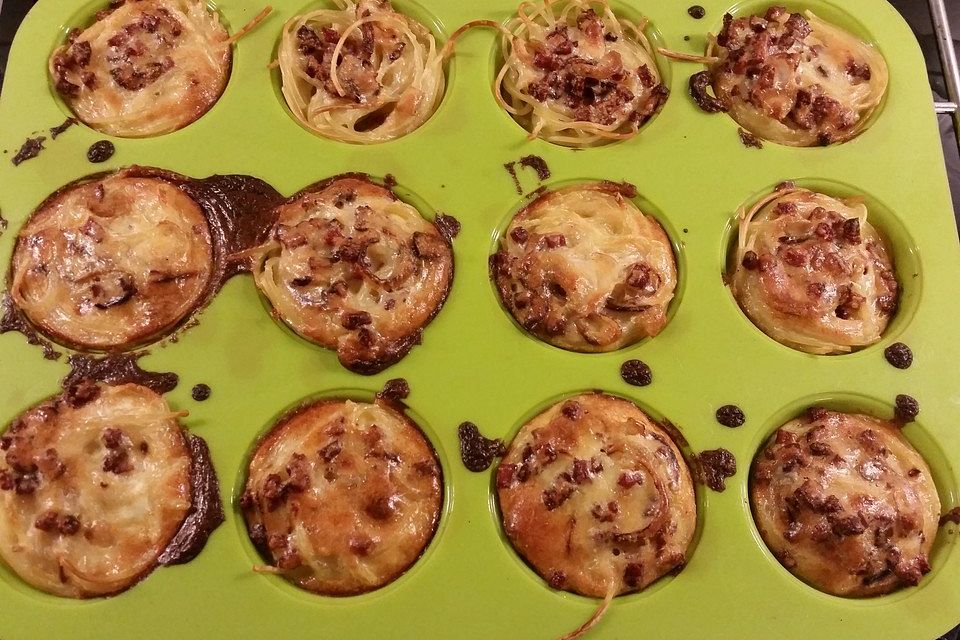 Spaghetti-Carbonara-Muffins