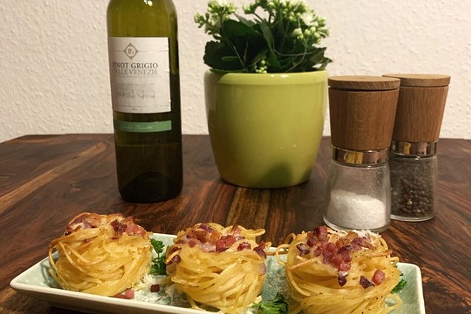 Spaghetti-Carbonara-Muffins