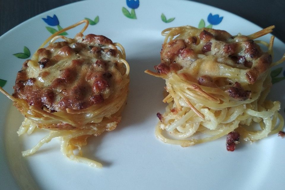 Spaghetti-Carbonara-Muffins