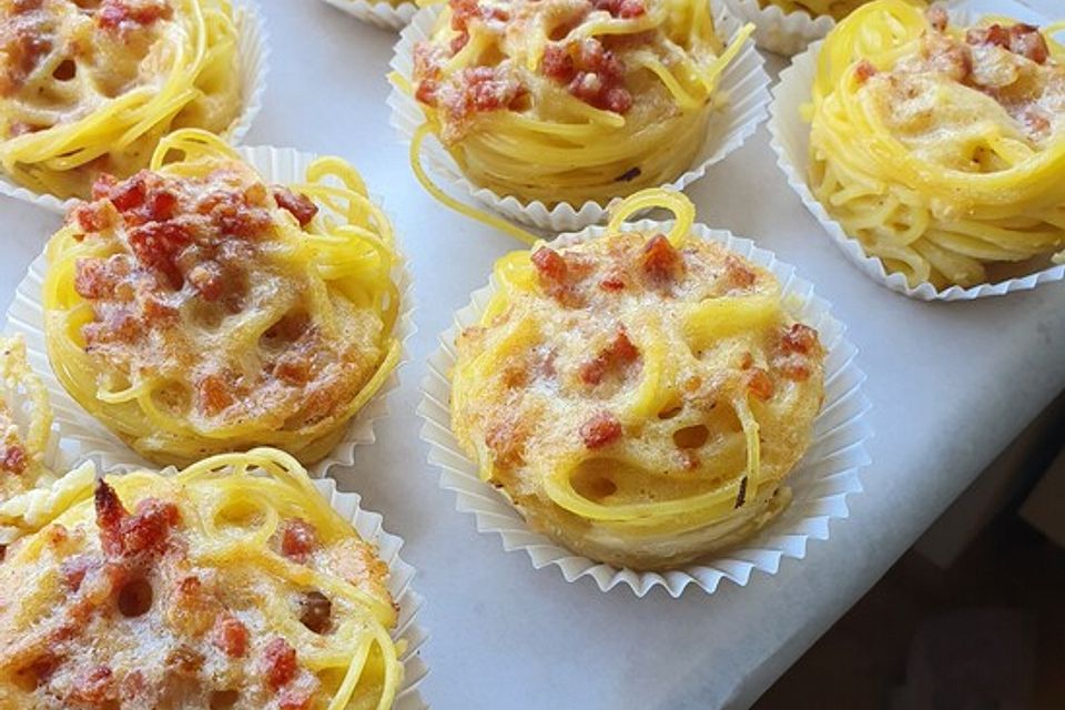 Spaghetti-Carbonara-Muffins