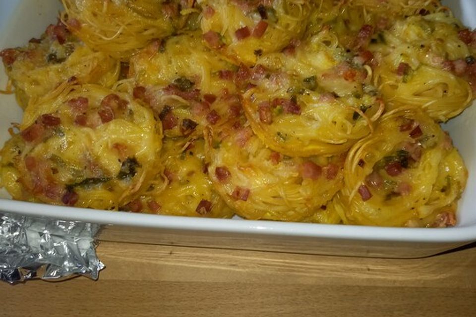 Spaghetti-Carbonara-Muffins