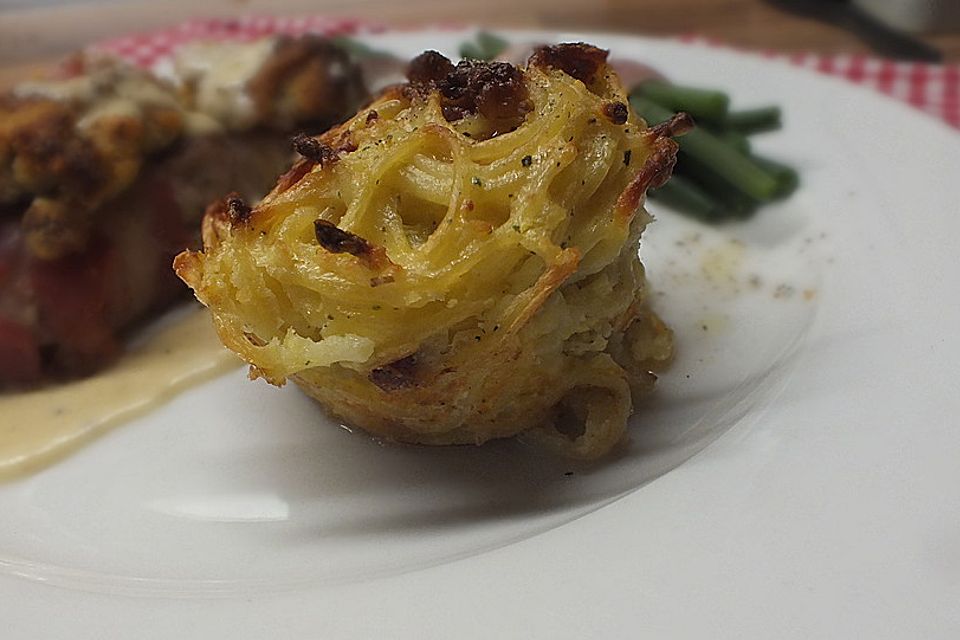 Spaghetti-Carbonara-Muffins