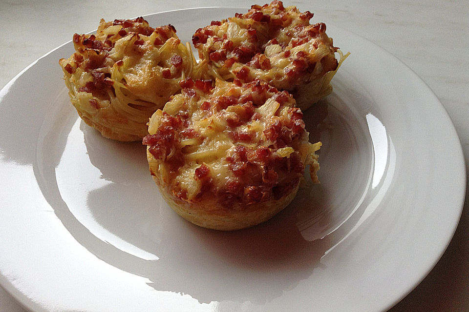 Spaghetti-Carbonara-Muffins