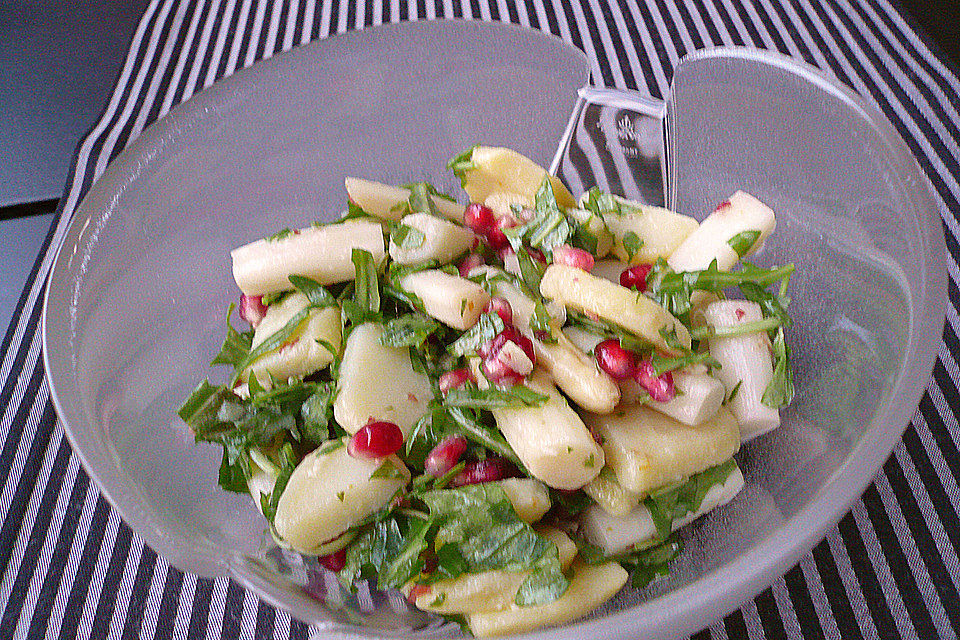 Spargel-Kartoffel Salat mit gebratenen Jakobsmuscheln