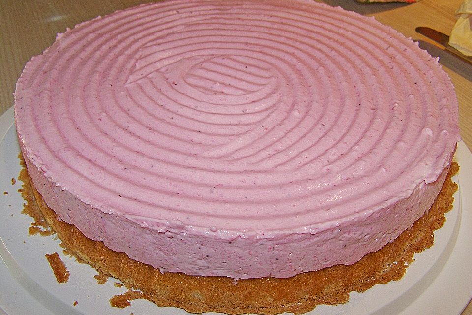 Erdbeerkäsesahne-Torte Erdbeerkäsesahne-Torte
