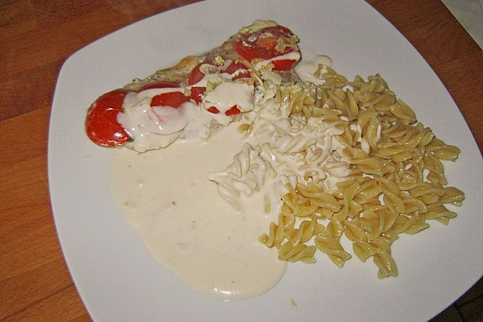 Schnitzel-Tomaten-Camembert Auflauf