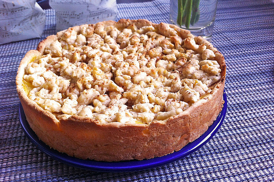 Cremiger Apfel-Pudding Kuchen mit Zimt