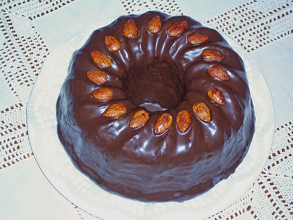Schoko-Mandel-Gugelhupf von Torte80| Chefkoch