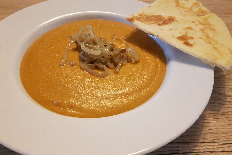 Indische Linsensuppe mit Kreuzkümmel-Zwiebeln