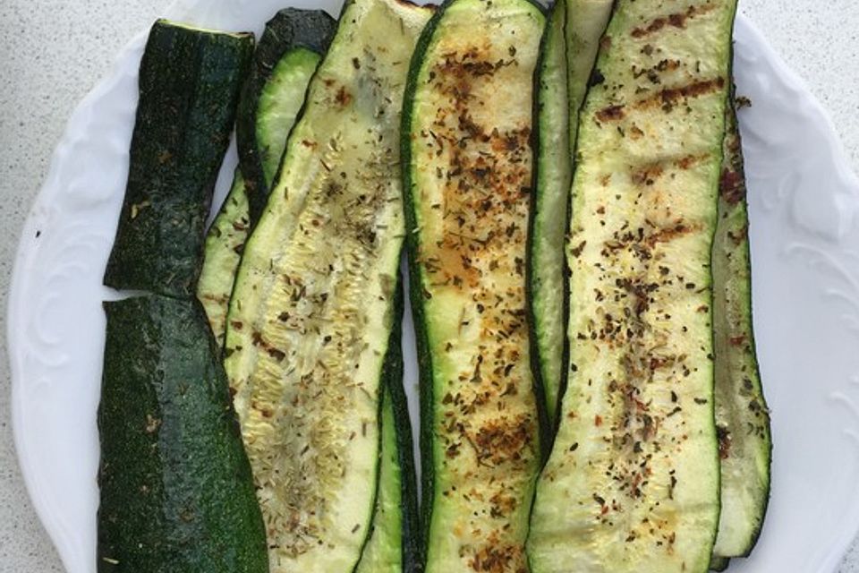 Zucchini gegrillt