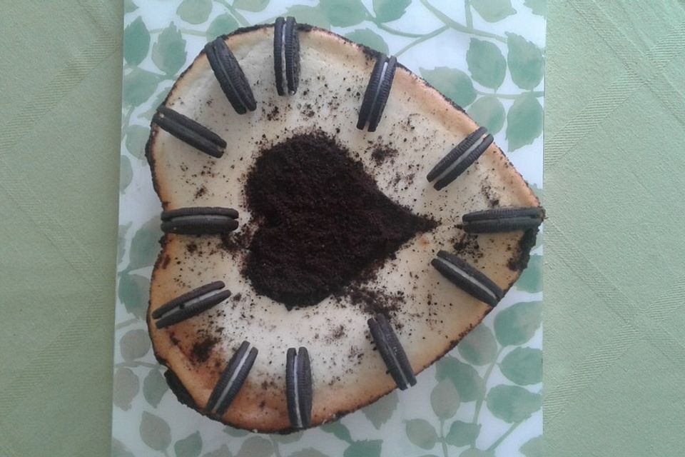 Käsekuchen mit Oreo-Keksboden