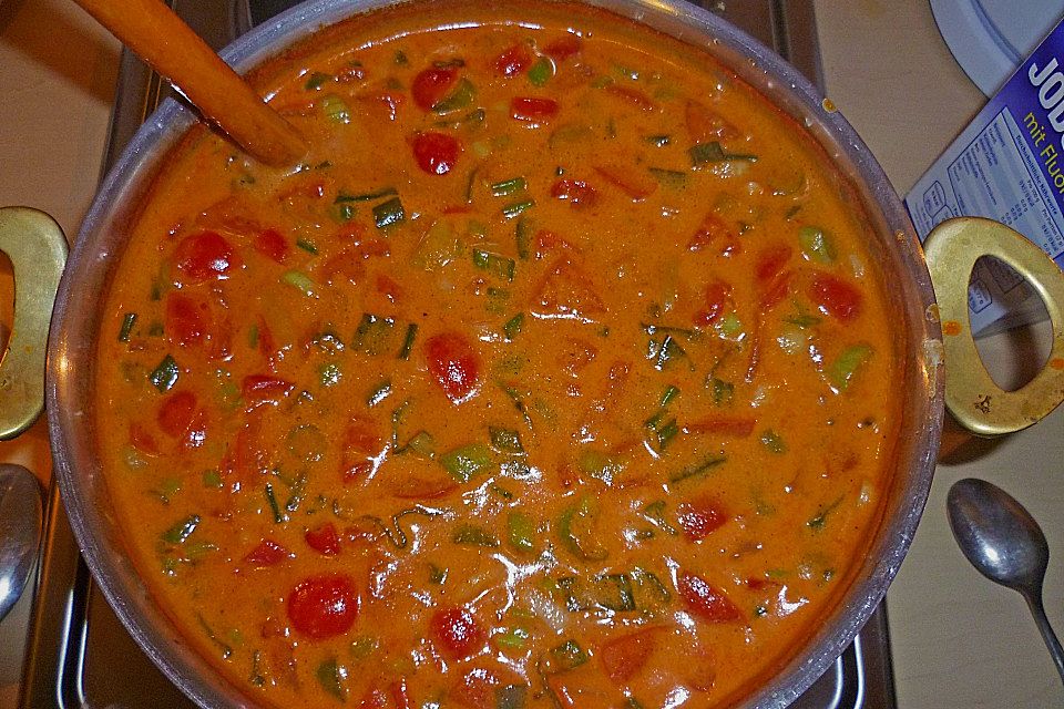 Tomaten-Kokos Suppe