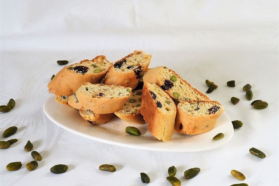 Cantuccini mit Pistazien und Cranberries