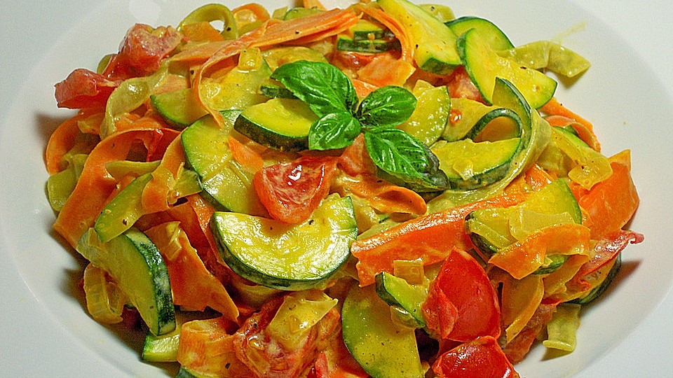 Zucchini Mohren Nudeln Mit Einer Cremigen Sauce Von Saya1981 Chefkoch 